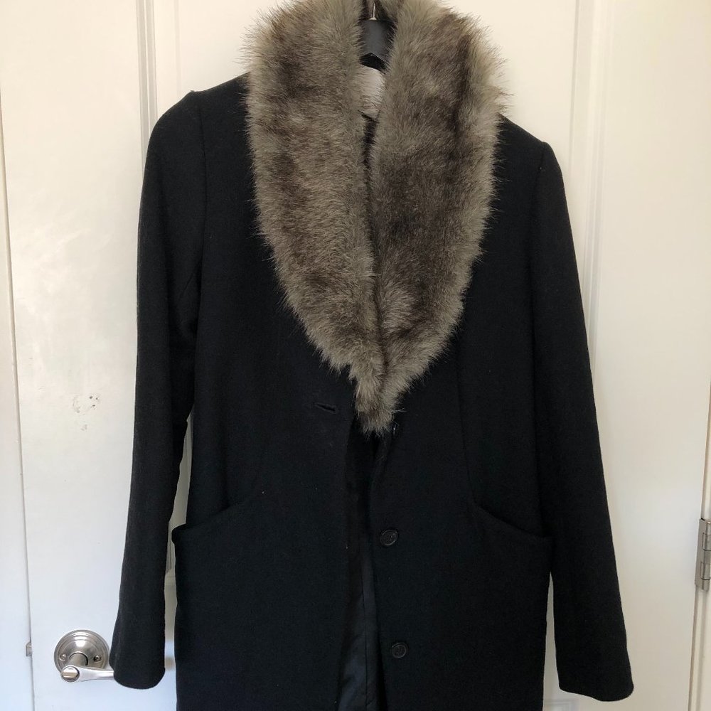 Aritzia wool & cashmere wilfred coat with faux fur collar
